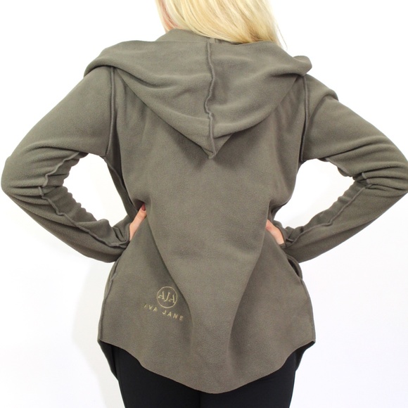 Cozy Yoga Wrap - Picture 2 of 4